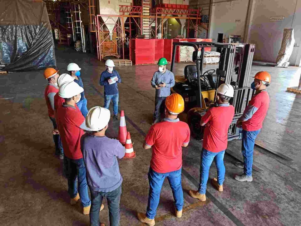 Can Beginners Take an Online Forklift Certification Course